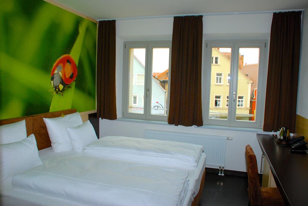 Hezelhof'S Radl-Hotel Wassertrüdingen الغرفة الصورة